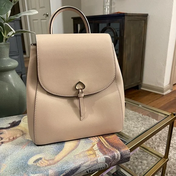 NWT Kate Spade Adel Medium Flap Backpack in Warmbeige Leather - Picture 2 of 11